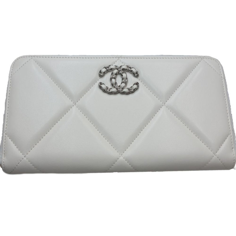 CHANEL 19 Round Zipper Matelasse CC Mark AP1063 Long Wallet Leather White 083407