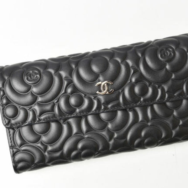 CHANEL Wallet Camellia Lambskin Black A82283