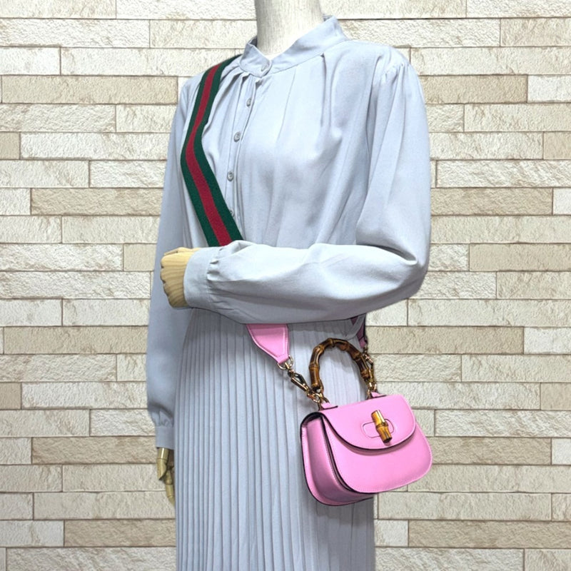 Gucci 686864 Women's Bamboo Shoulder Bag Pink