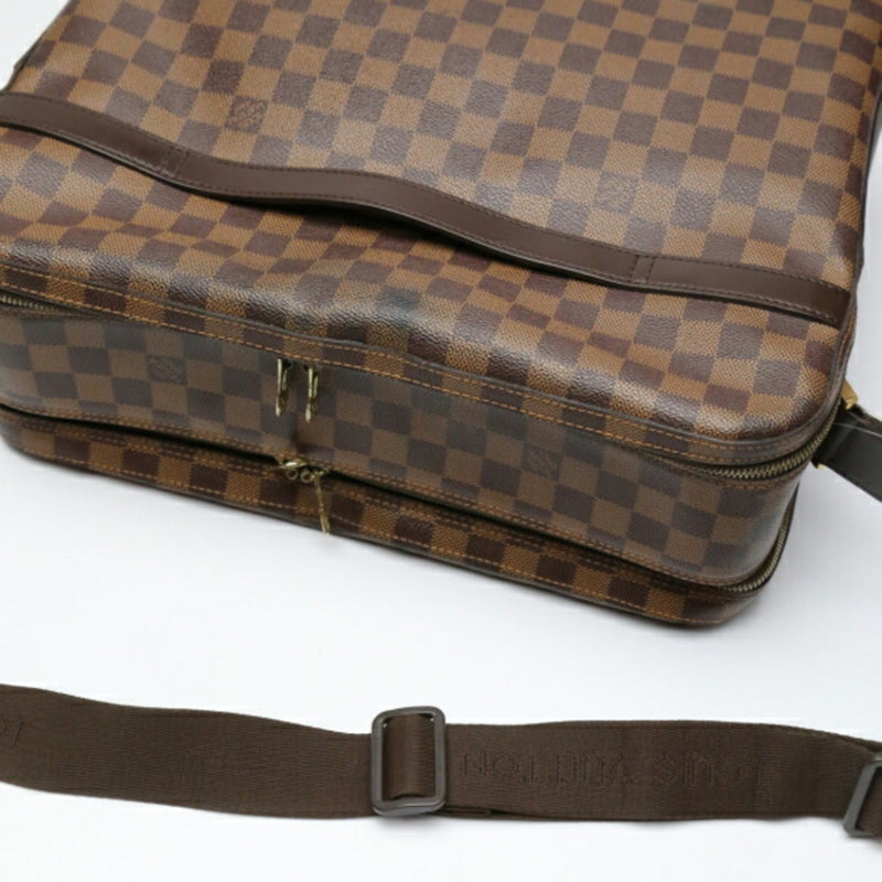 LOUIS VUITTON Dorsoduro Damier N45251 Louis Vuitton Shoulder Bag LV