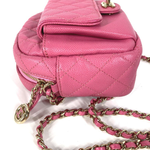 Chanel Matelasse Quilted Chain Bag Crossbody Pochette Shoulder Bag pink Gold