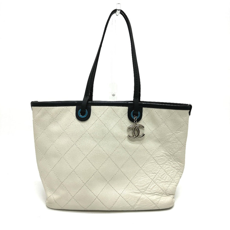 Chanel CC Mark Shoulder Bag Bag Tote Bag White