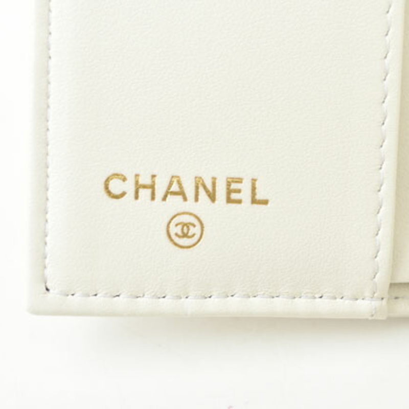 Chanel Wallet/Tri-fold CHANEL Wallet Boy Caviar Skin Off-white Gold