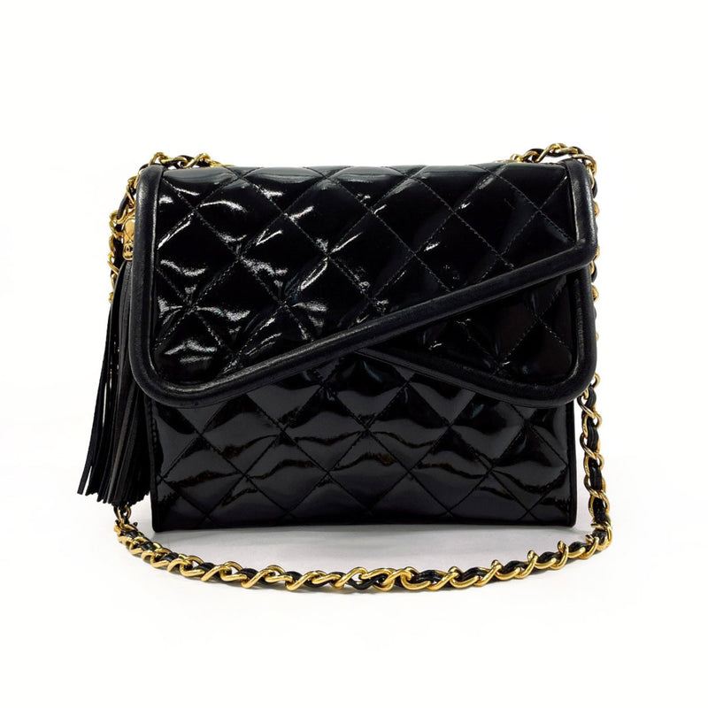 CHANEL Chanel Matelasse W-Flap Chain Shoulder Bag Patent Leather Black Women's N4044360