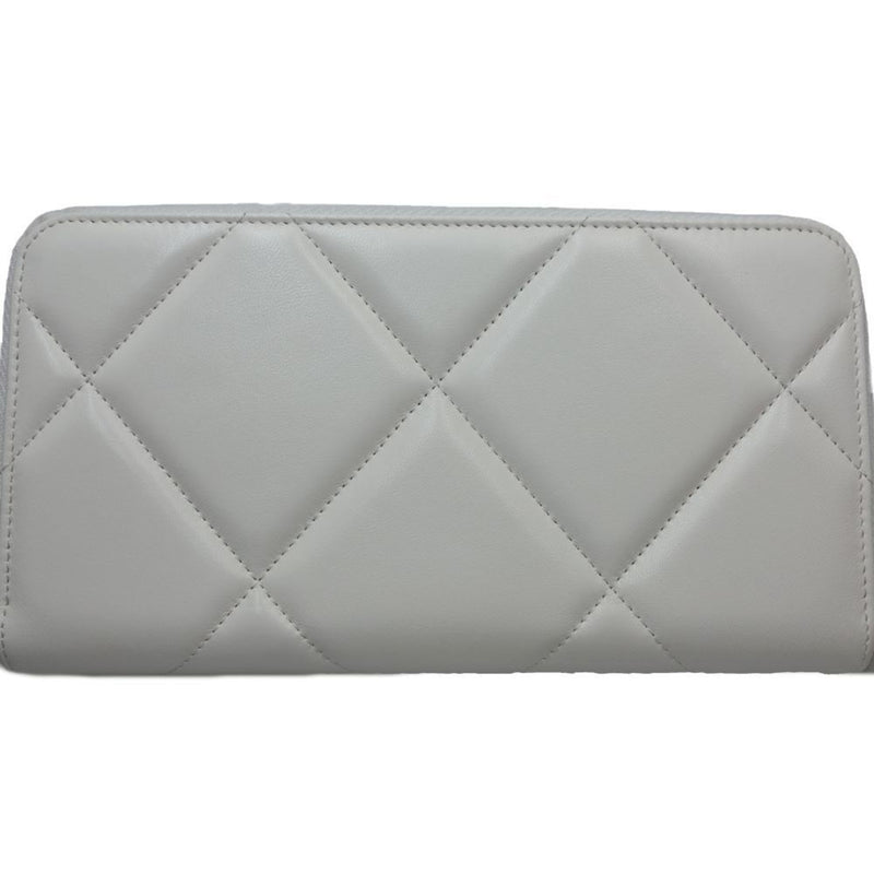 CHANEL 19 Round Zipper Matelasse CC Mark AP1063 Long Wallet Leather White 083407