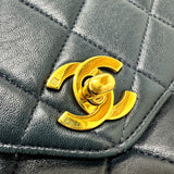 Chanel Quilted Vintage Chain Bag Shoulder Bag Tote Bag Navy GoldHardware