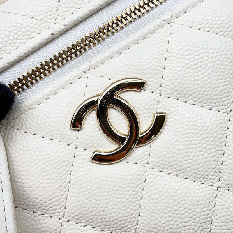 Chanel Chain Shoulder Bag Coco Mark Matelasse Vanity Caviar Skin CHANEL White