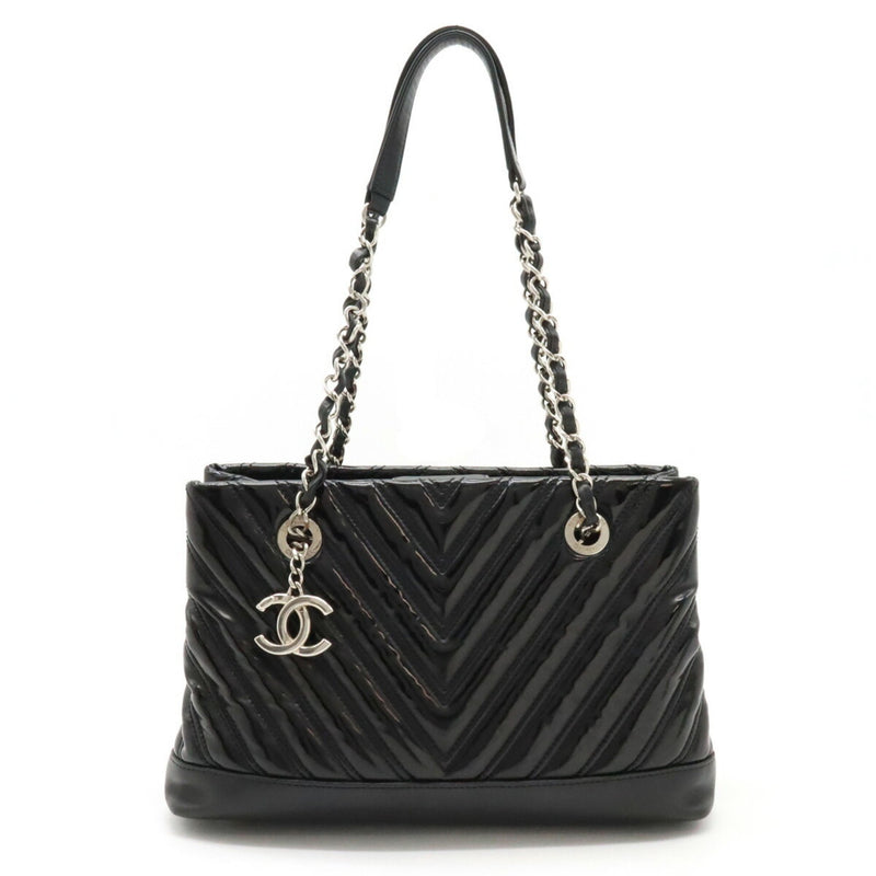 CHANEL V-stitch chevron tote bag, chain shoulder enamel leather, black A93052