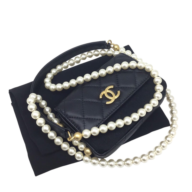 CHANEL Chanel Matelasse Pearl Shoulder Wallet Chain Bag Business Card Holder Case Women Men