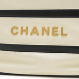 CHANEL 22 SMALL HANDBAG IN SHINY CALFSKIN WHITE BORDER AS3260