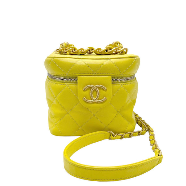 CHANEL Shoulder Bag Vanity Matelasse Leather Yellow Gold Women's z1754